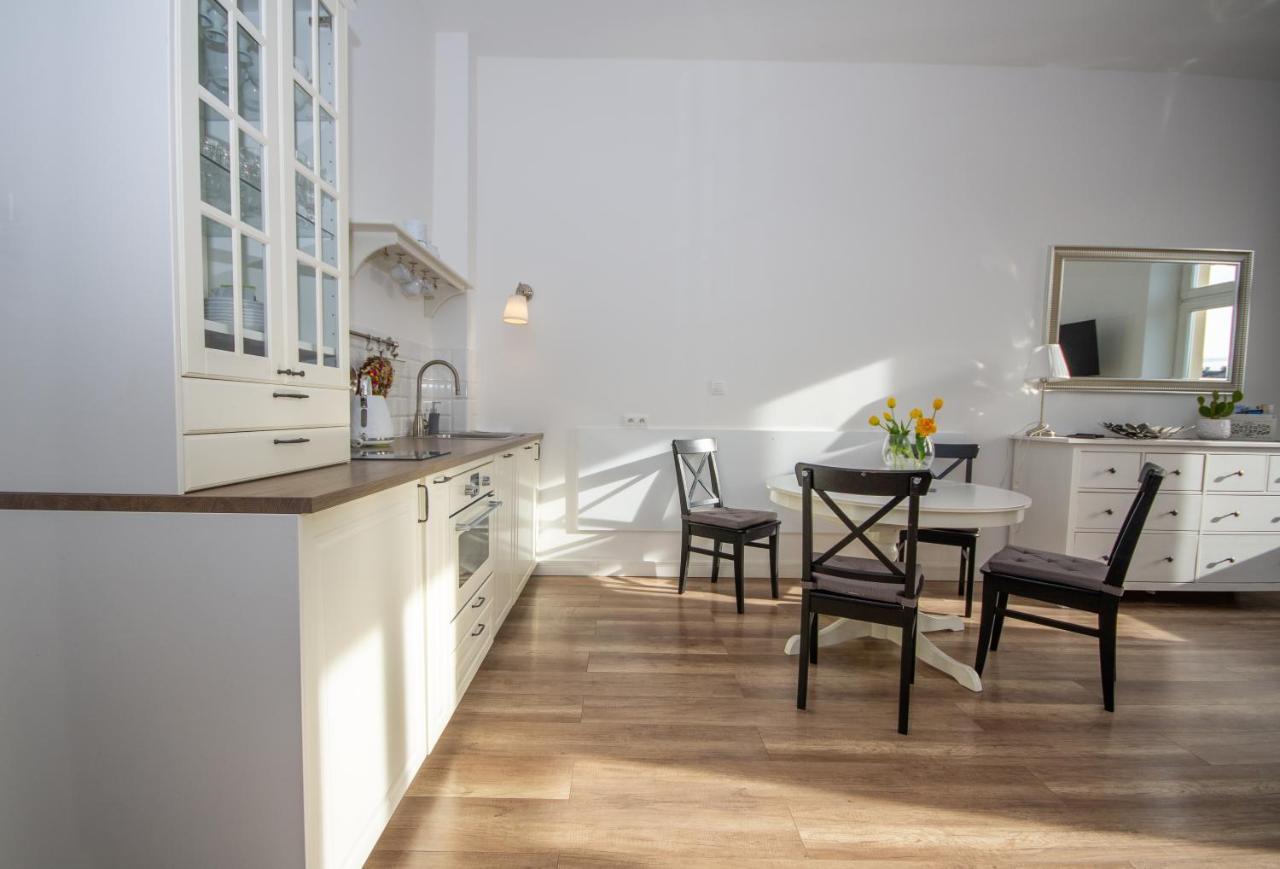 Inpoint Wielopole 32 Boutique Apartments Old Town&Kazimierz District Cracovia Exterior foto